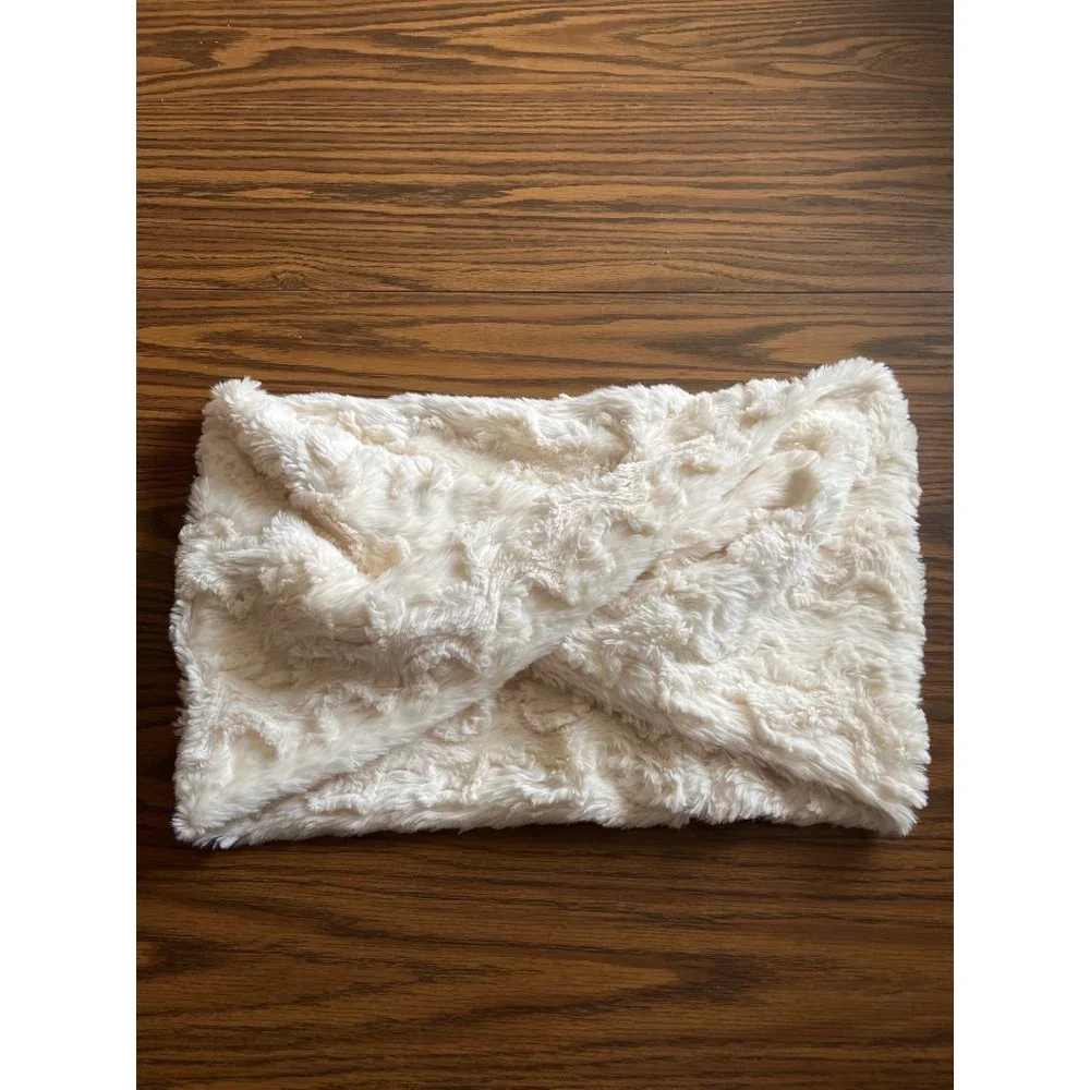 Peace & Pearls woman’s cream infinity scarf
